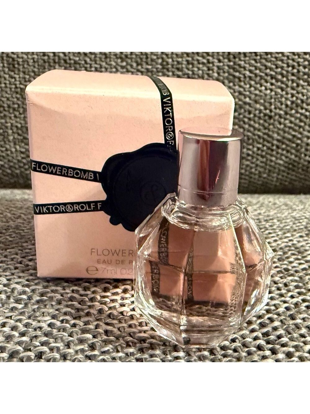 Viktor & Rolf Flowerbomb Eau De Parfum Miniature 7ml 0.24FL.Oz